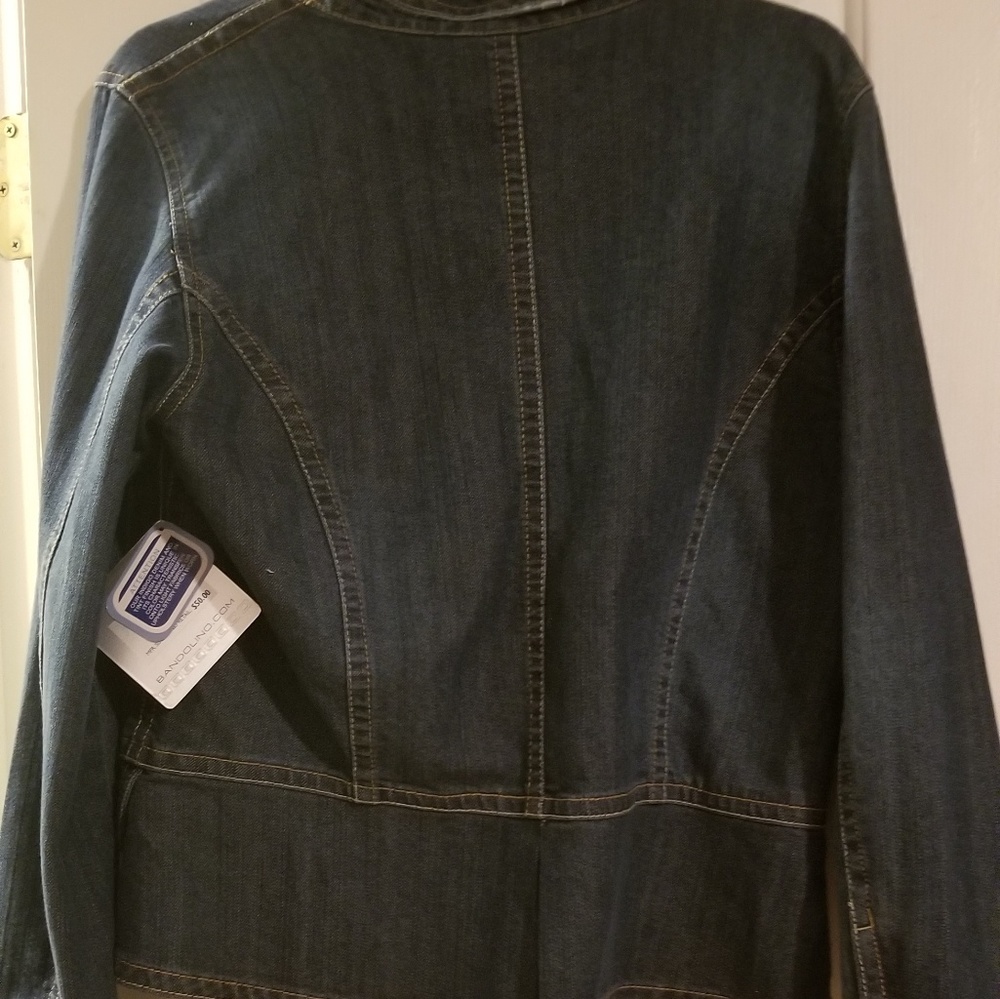 Jacket - Picture 4 of 4